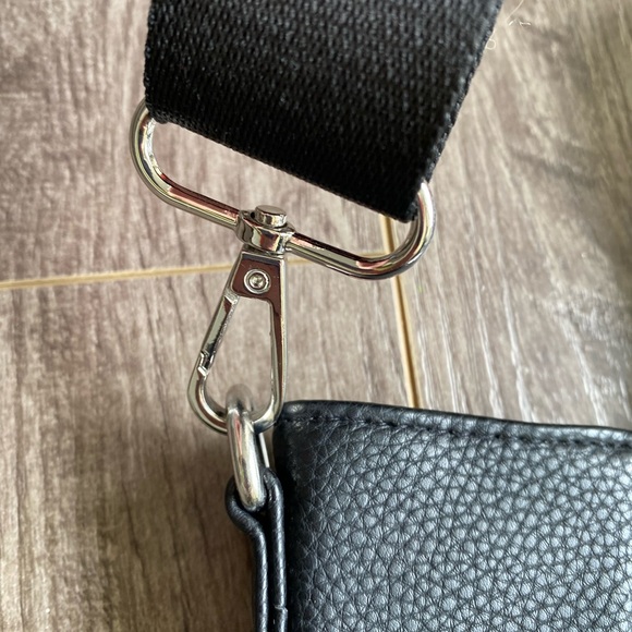 NWT Calvin Klein Euphoria black faux leather tote bag adjustable straps, handles - Picture 6 of 11